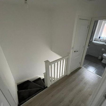 Modern Room With Huge Bed - Walk To City Centre! Manchester Ngoại thất bức ảnh
