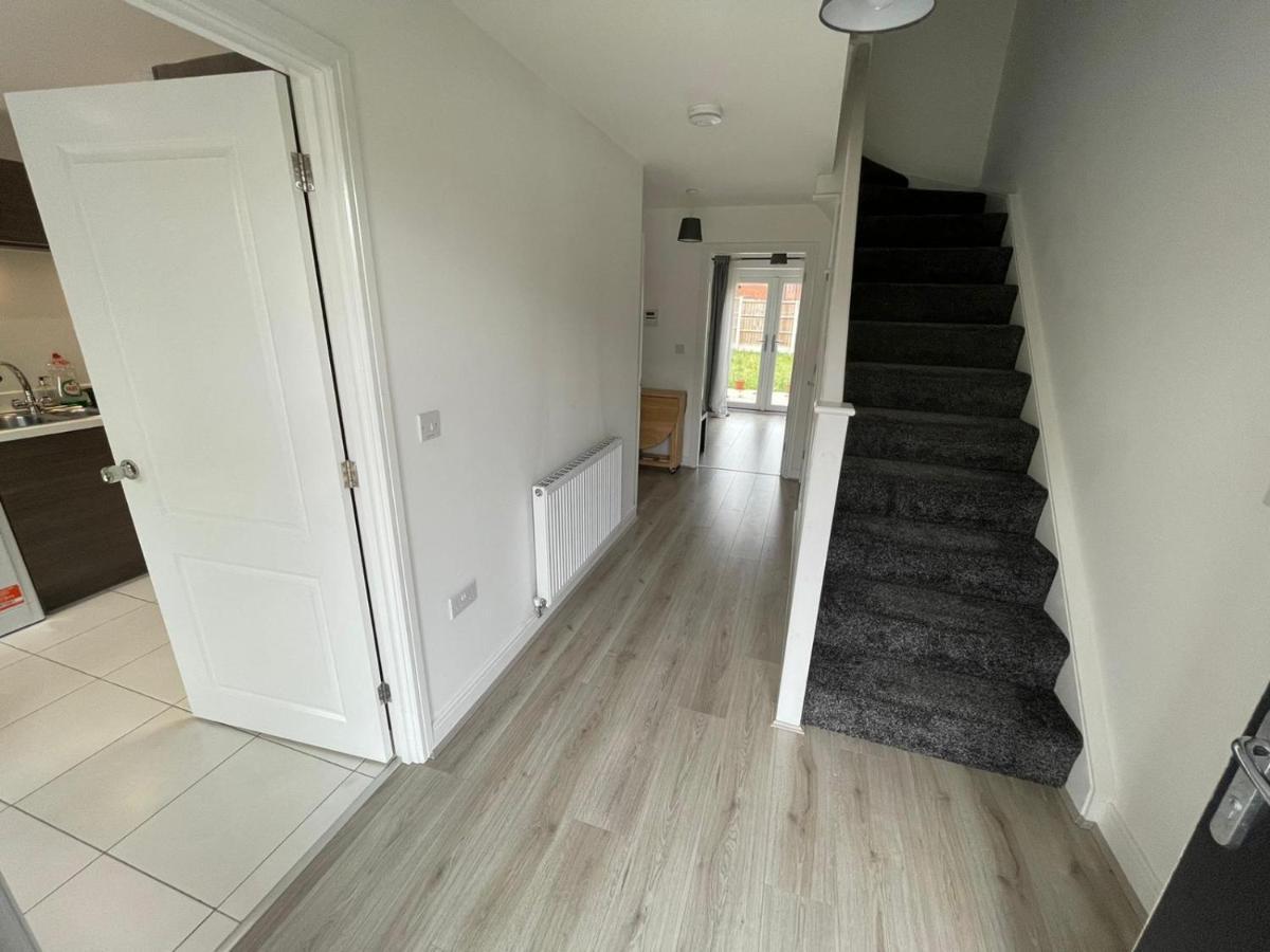 Modern Room With Huge Bed - Walk To City Centre! Manchester Ngoại thất bức ảnh